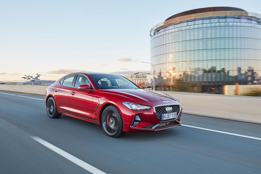  Genesis G70 3.3T 2019 года  (AU) (фото 5 из 40)